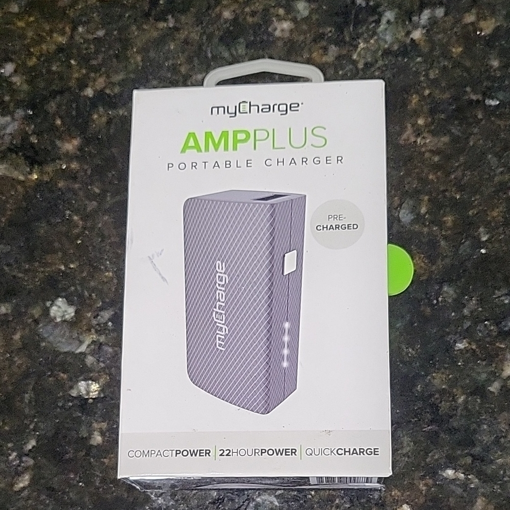 MYCHARGE AMPPLUS 3000mAh PORTABLE USB CHARGER  BUILTIN USB CABLE FOR RECHARGING